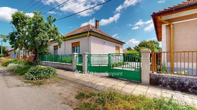Eladó családi ház, Putnokon 23.5 M Ft, 3 szobás