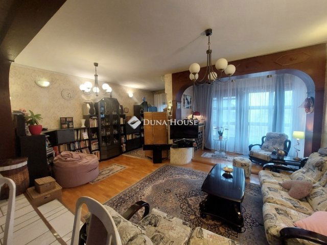 Eladó ikerház, Budapesten, II. kerületben 174 M Ft, 3+1 szobás