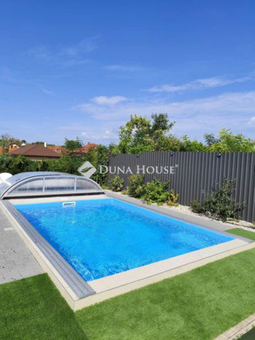 Eladó családi ház, Siófokon 178 M Ft, 4 szobás