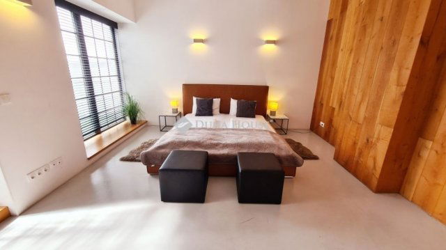 Eladó téglalakás, Budapesten, V. kerületben 288 M Ft, 2 szobás