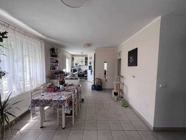 Eladó családi ház, Balatonkeresztúron 119 M Ft, 6 szobás