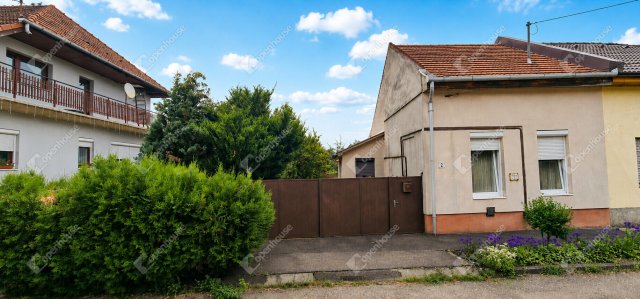 Eladó családi ház, Miskolcon 24.9 M Ft, 3 szobás