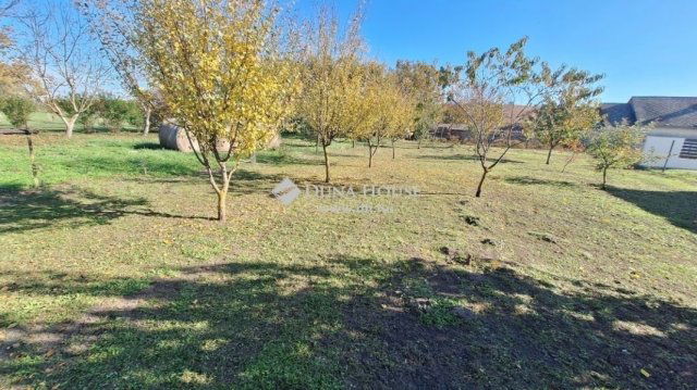 Eladó családi ház, Iszkaszentgyörgyön 45.5 M Ft, 4 szobás