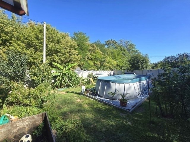 Eladó családi ház, Pécelen 68.5 M Ft, 3 szobás