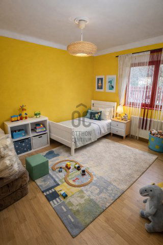 Eladó családi ház, Budapesten, III. kerületben 180 M Ft