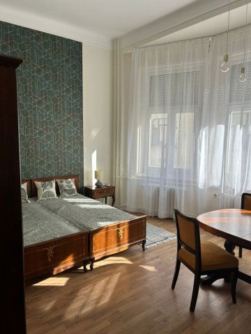 Kiadó téglalakás, albérlet, Debrecenben 300 E Ft / hó, 3 szobás