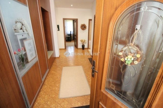 Eladó családi ház, Kecskeméten 219 M Ft, 1 szobás