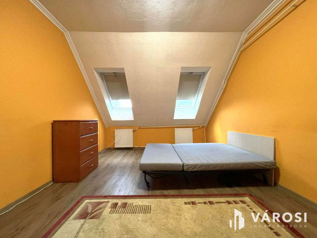 Kiadó panellakás, albérlet, Békéscsabán 130 E Ft / hó