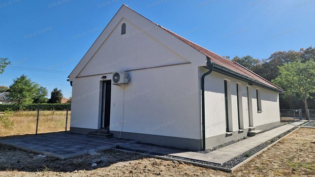 Eladó családi ház, Gönyűn 115 M Ft, 4 szobás