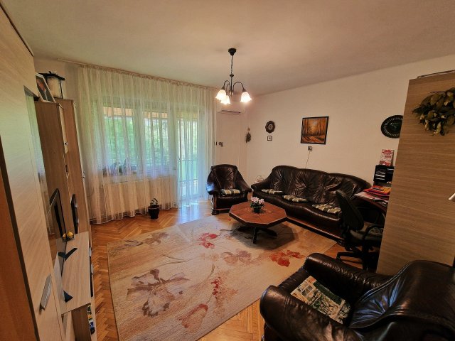 Eladó családi ház, Balatonbogláron 115 M Ft, 5 szobás