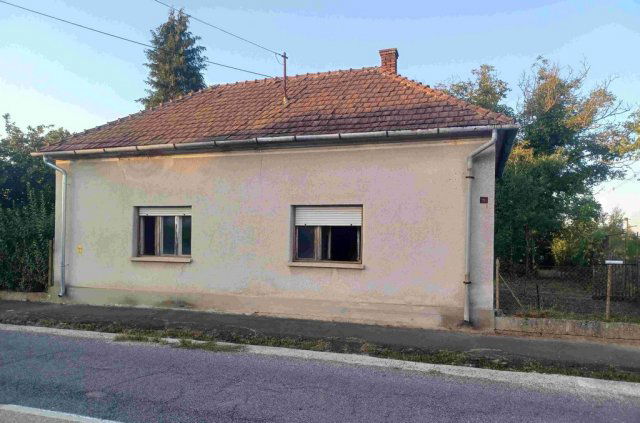 Eladó családi ház, Bajánsenyén 15 M Ft, 2+1 szobás