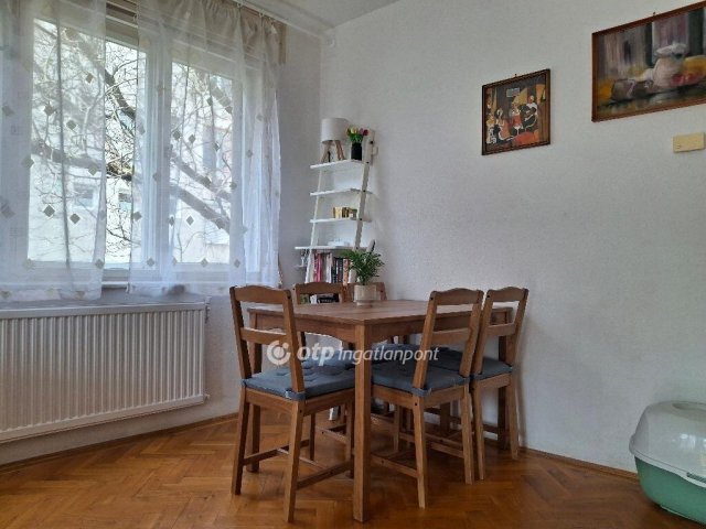 Eladó téglalakás, Budapesten, II. kerületben 147.5 M Ft