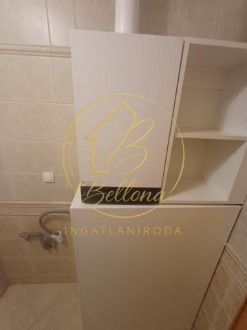 Eladó téglalakás, Pécsett 79 M Ft, 2+1 szobás