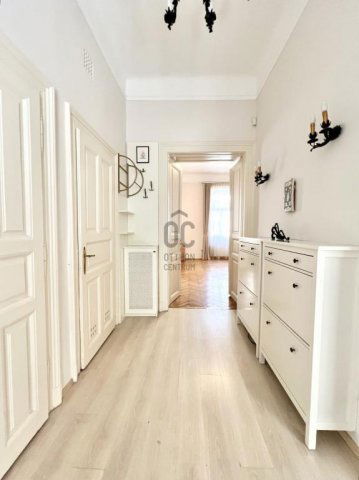 Kiadó téglalakás, albérlet, Budapesten, V. kerületben, 3 szobás