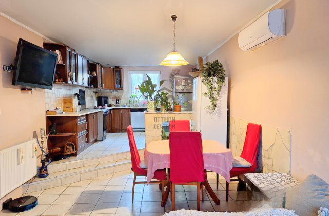 Eladó családi ház, Gödön 89 M Ft, 4 szobás