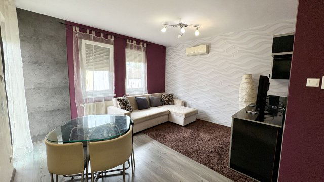Kiadó téglalakás, albérlet, Debrecenben 250 E Ft / hó, 3 szobás