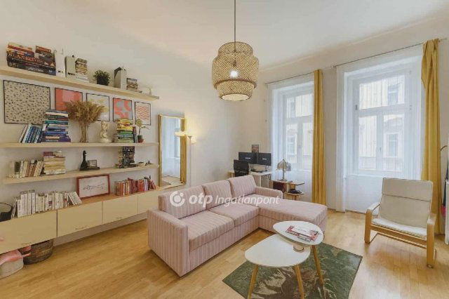 Eladó téglalakás, Budapesten, VII. kerületben 65.8 M Ft