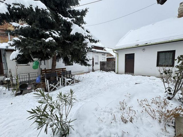 Eladó téglalakás, IV. kerületben, Vasvári Pál utcában