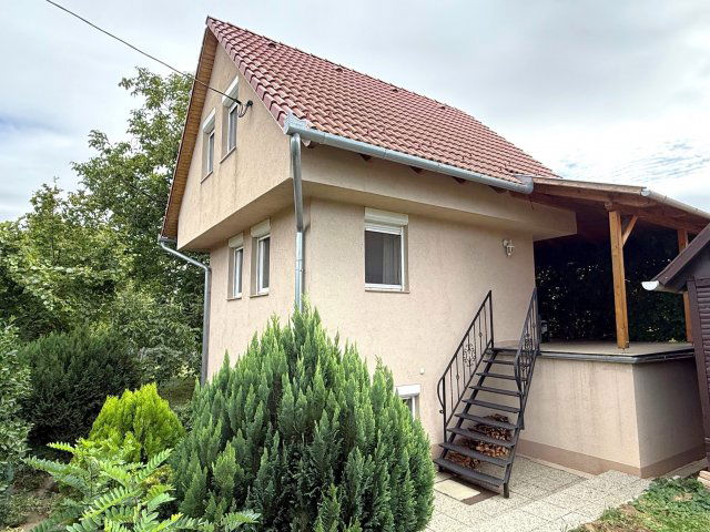 Eladó családi ház, Bogádon 48.9 M Ft, 1+3 szobás