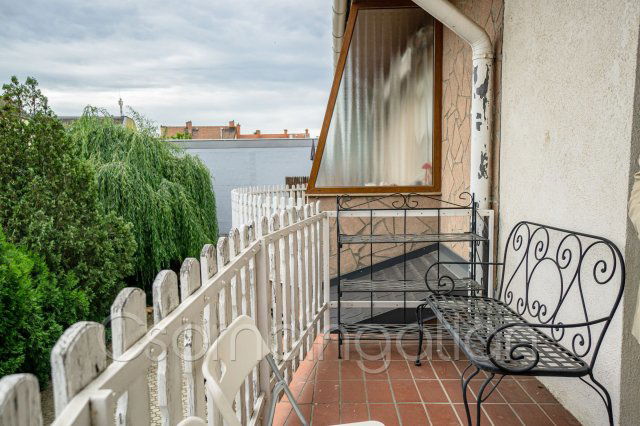 Eladó téglalakás, Csornán 69 M Ft, 4 szobás