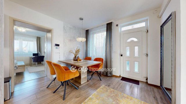 Eladó családi ház, Nyírbátorban 45 M Ft, 1+1 szobás