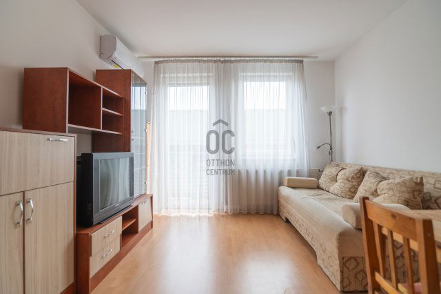 Eladó téglalakás, Budapesten, VIII. kerületben 76 M Ft, 3 szobás