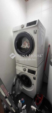 Eladó téglalakás, Budapesten, XV. kerületben 145 M Ft, 4 szobás