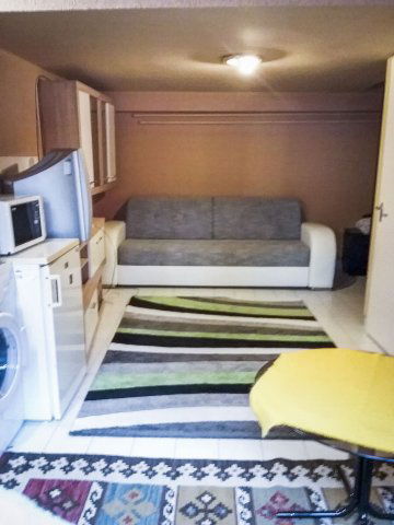 Kiadó téglalakás, albérlet, XVII. kerületben, Dallamos utcában