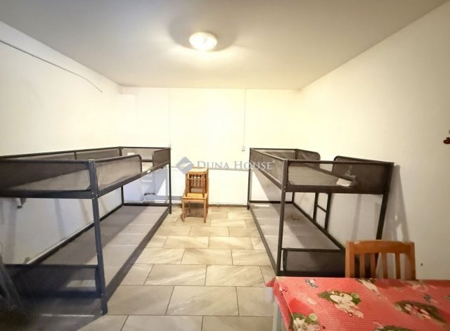 Kiadó családi ház, albérlet, Budapesten, XVIII. kerületben