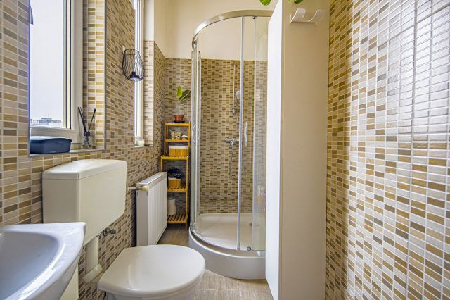 Eladó téglalakás, Budapesten, IX. kerületben, Nagyvárad téren