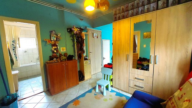 Eladó családi ház, Kerepesen 105 M Ft, 4 szobás