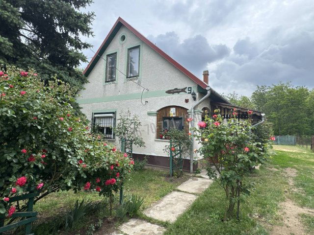 Eladó családi ház, Hevesen 22.9 M Ft, 4 szobás