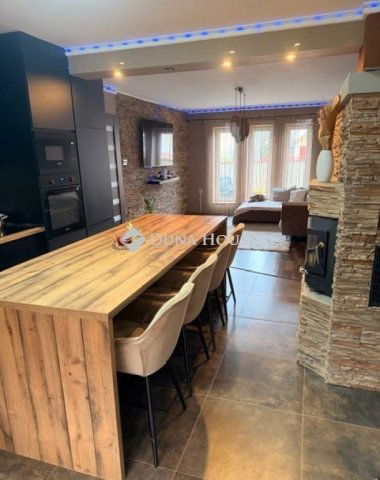 Eladó családi ház, Albertirsán 95 M Ft, 6 szobás