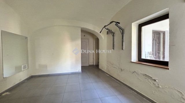 Eladó családi ház, Kőszegen 150 M Ft, 1 szobás