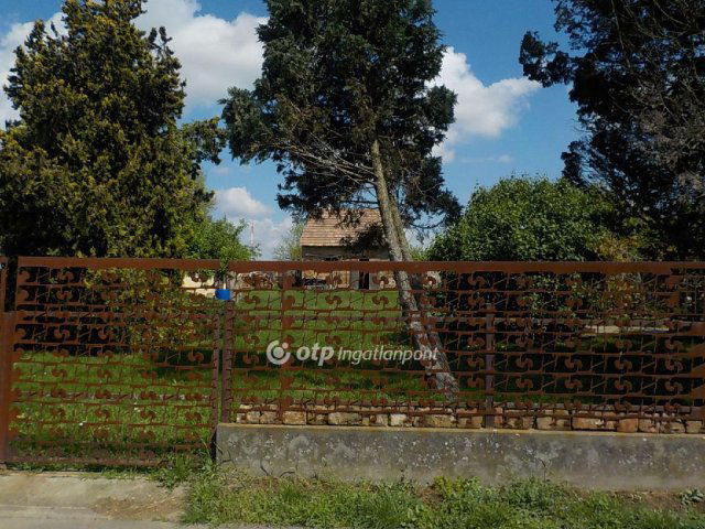 Eladó ikerház, Kiskorpádon 17.4 M Ft, 5 szobás