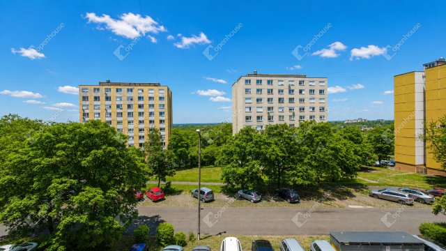 Eladó panellakás, Miskolcon 29.9 M Ft, 3 szobás