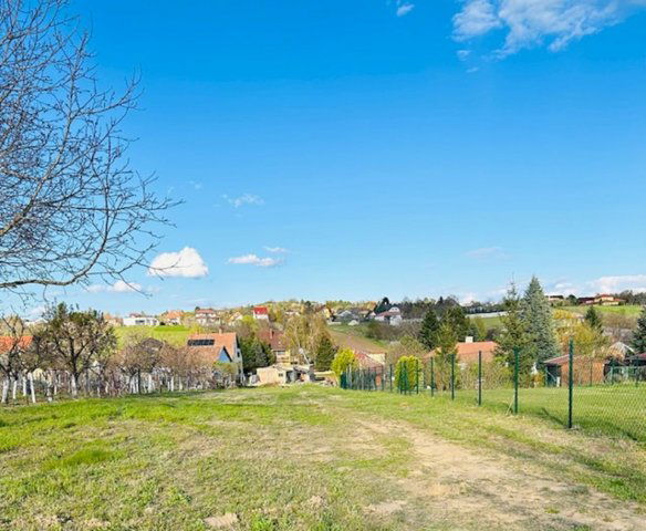 Eladó telek, Győrújbaráton, Kossuth utcában 40 M Ft