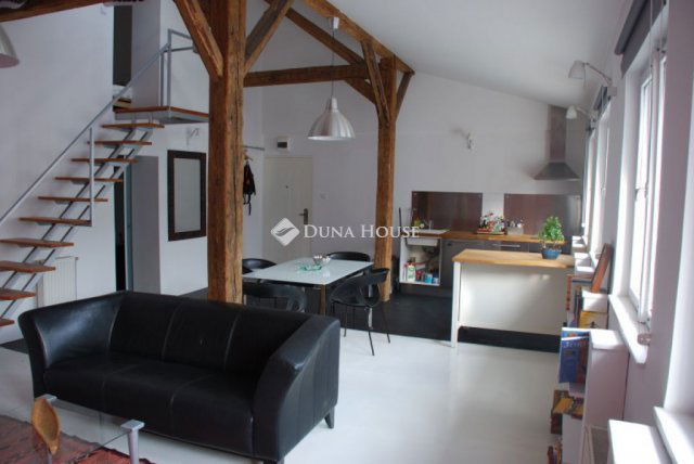 Eladó téglalakás, Budapesten, I. kerületben 99.9 M Ft, 1 szobás