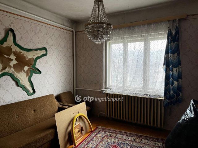 Eladó családi ház, Ostoroson 34.9 M Ft, 5 szobás