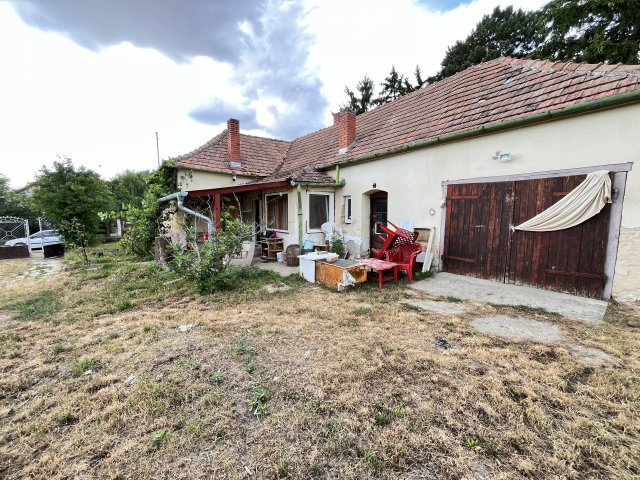 Eladó családi ház, Somlójenőn 21 M Ft, 2 szobás