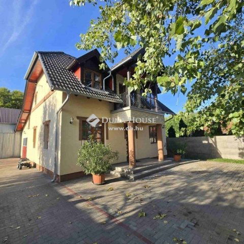 Eladó családi ház, Kecskeméten 89.9 M Ft, 4 szobás