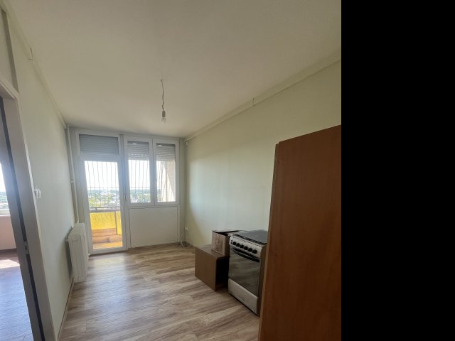 Eladó panellakás, Debrecenben 72 M Ft, 2+2 szobás