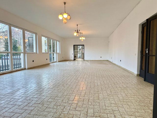 Eladó iroda, Budapesten, XXII. kerületben 122.9 M Ft, 5 szobás