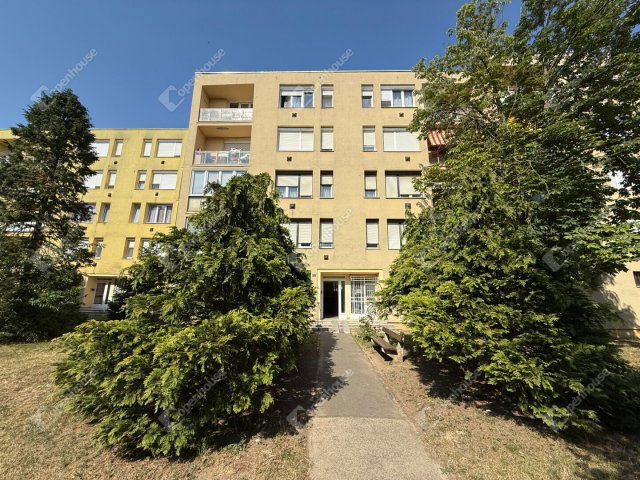 Eladó téglalakás, Szombathelyen 31.9 M Ft, 2 szobás