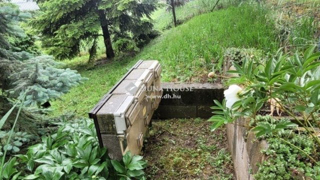 Eladó családi ház, Hosszúhetényen 63 M Ft, 4 szobás