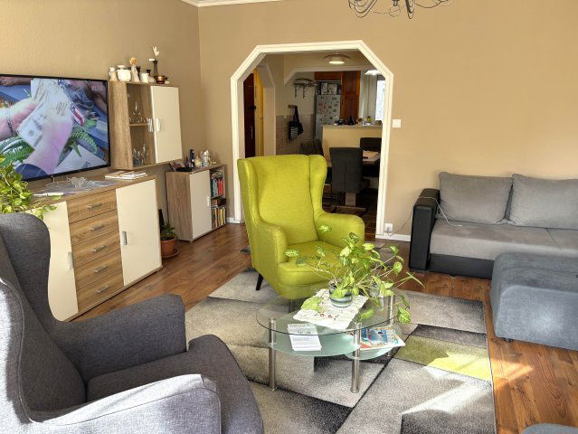 Eladó panellakás, Budapesten, III. kerületben 109 M Ft