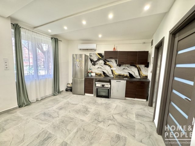 Eladó családi ház, Hódmezővásárhelyen 39.9 M Ft, 2+1 szobás