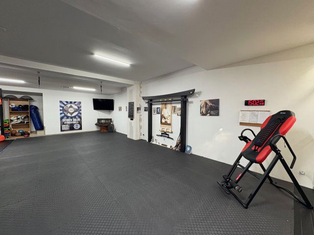 Eladó üzlethelyiség, Nyíregyházán 59 M Ft, 2 szobás