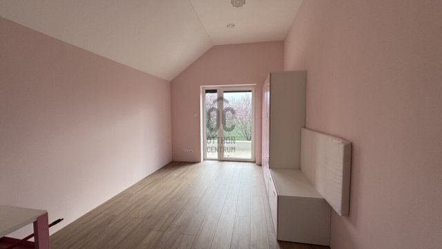 Eladó családi ház, Budapesten, XVII. kerületben 185 M Ft