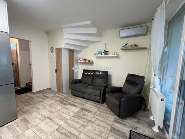 Eladó téglalakás, Gyömrőn 99.2 M Ft, 5 szobás